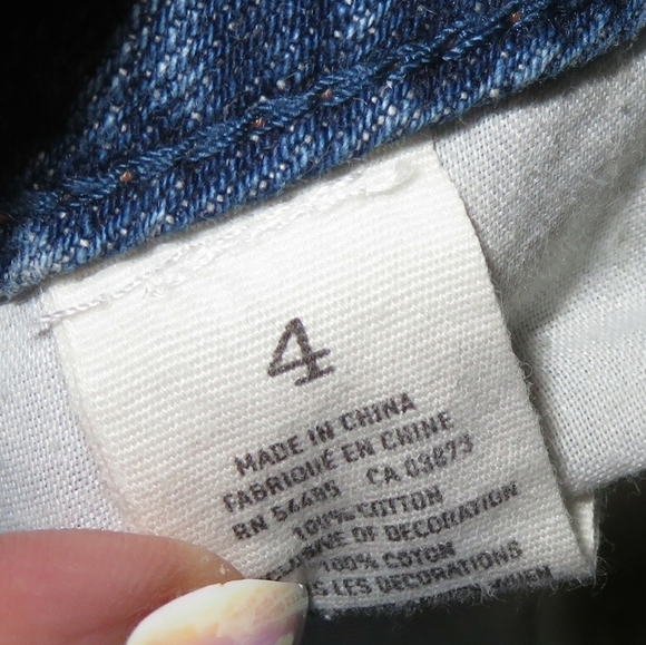 Medium Wash American Eagle Button Fly Jean Shorts Size 4 - Picture 5 of 5